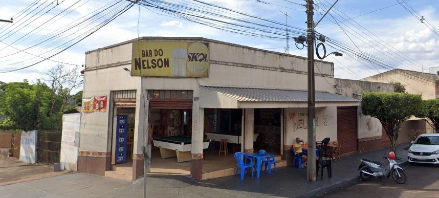 Venda Duas Salas Comerciais E Uma Casa Constru Das Em Alvenaria