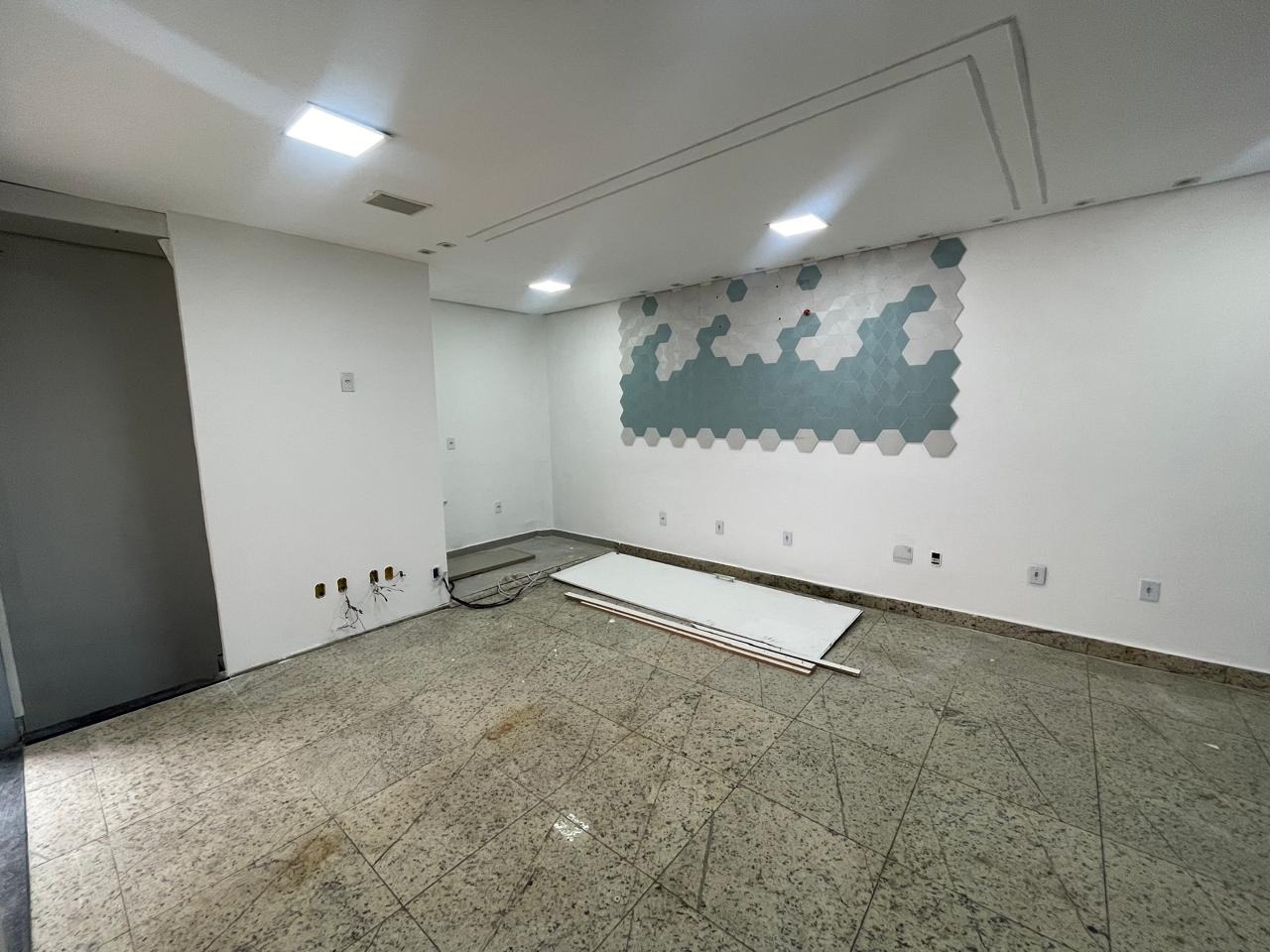 Loja para aluguel no Norte (Águas Claras): 