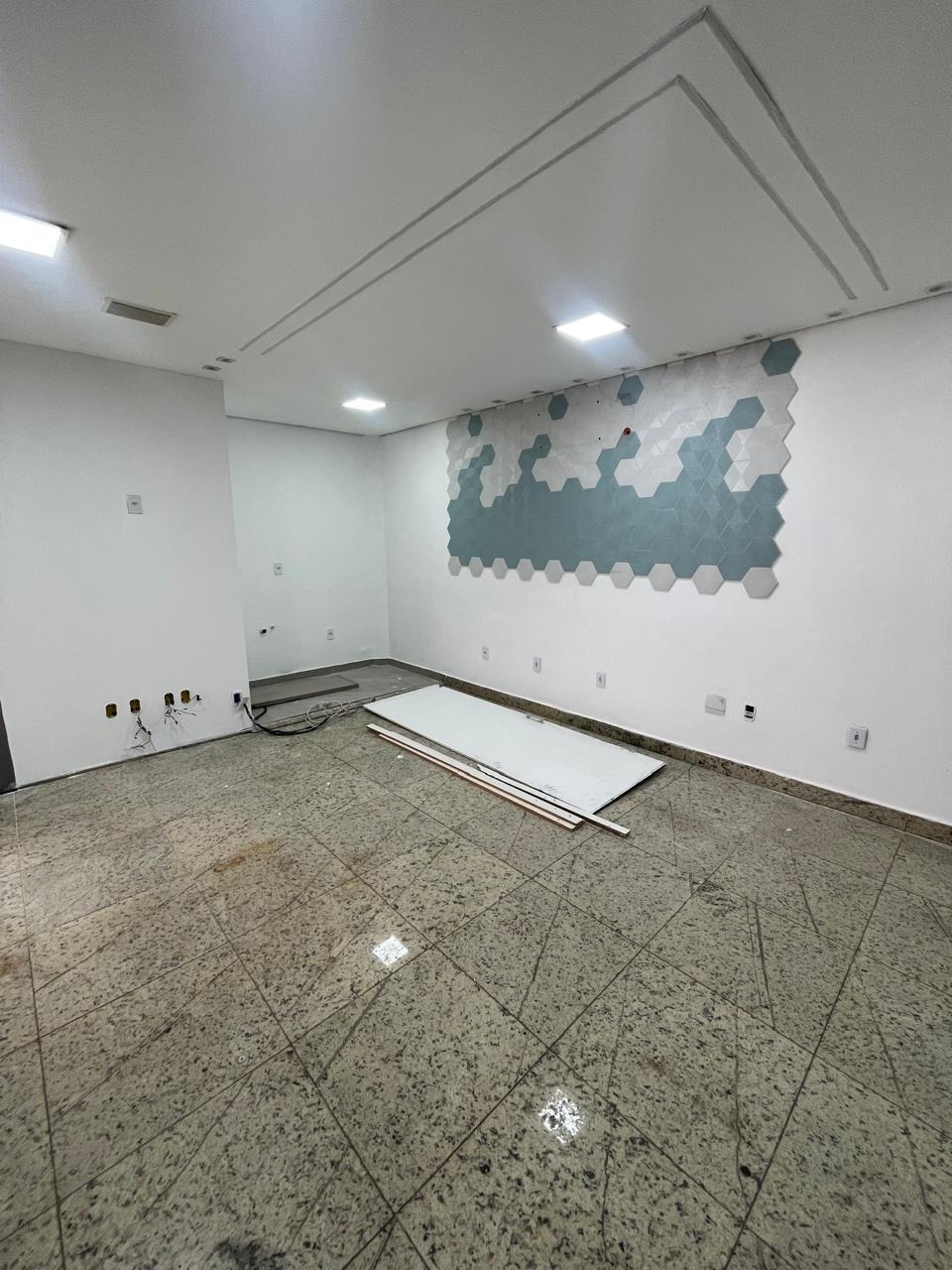 Loja para aluguel no Norte (Águas Claras): 