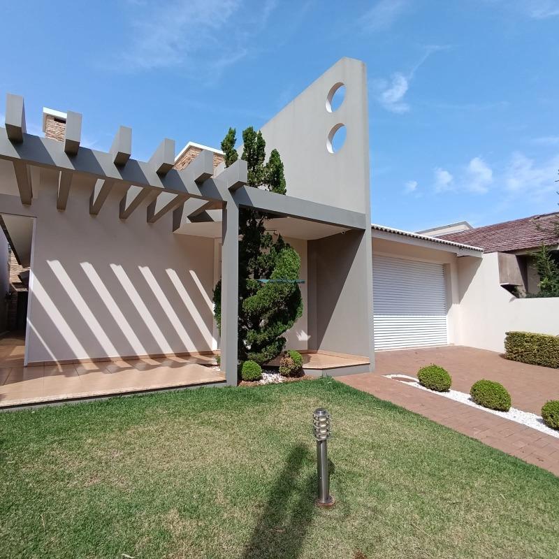 Casa à venda no Espigão: 