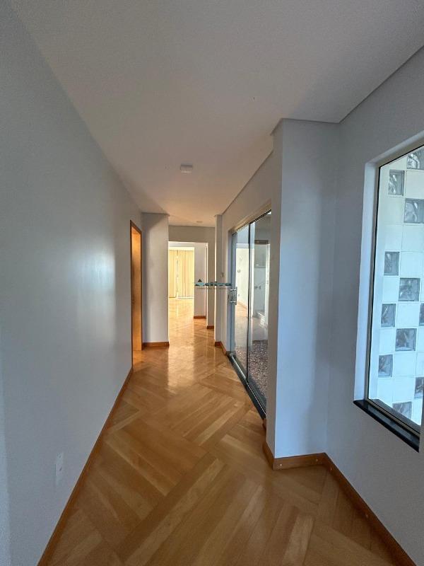 Casa para aluguel no Centro: 