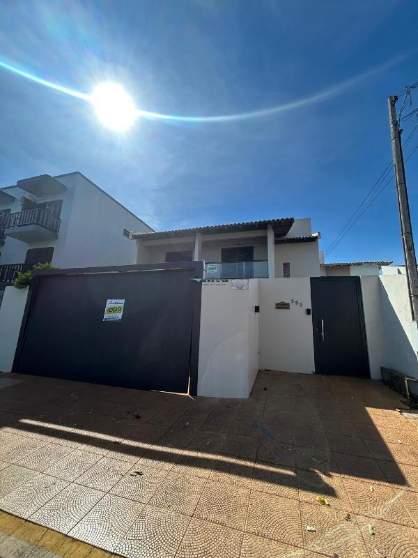 Casa para aluguel no Centro: 