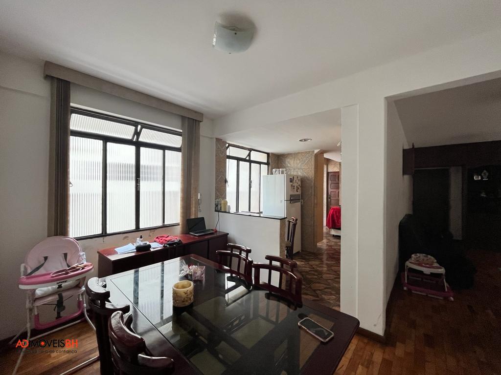 Apartamento à venda no Cruzeiro: 