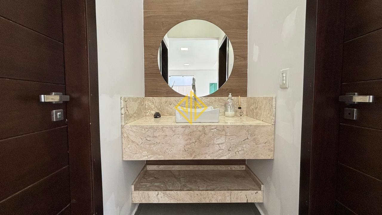 Sobrado à venda no Condomínio São Paulo: 