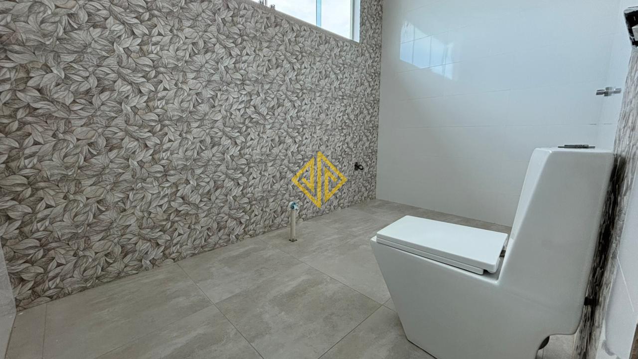 Sobrado à venda no Condomínio São Paulo: 