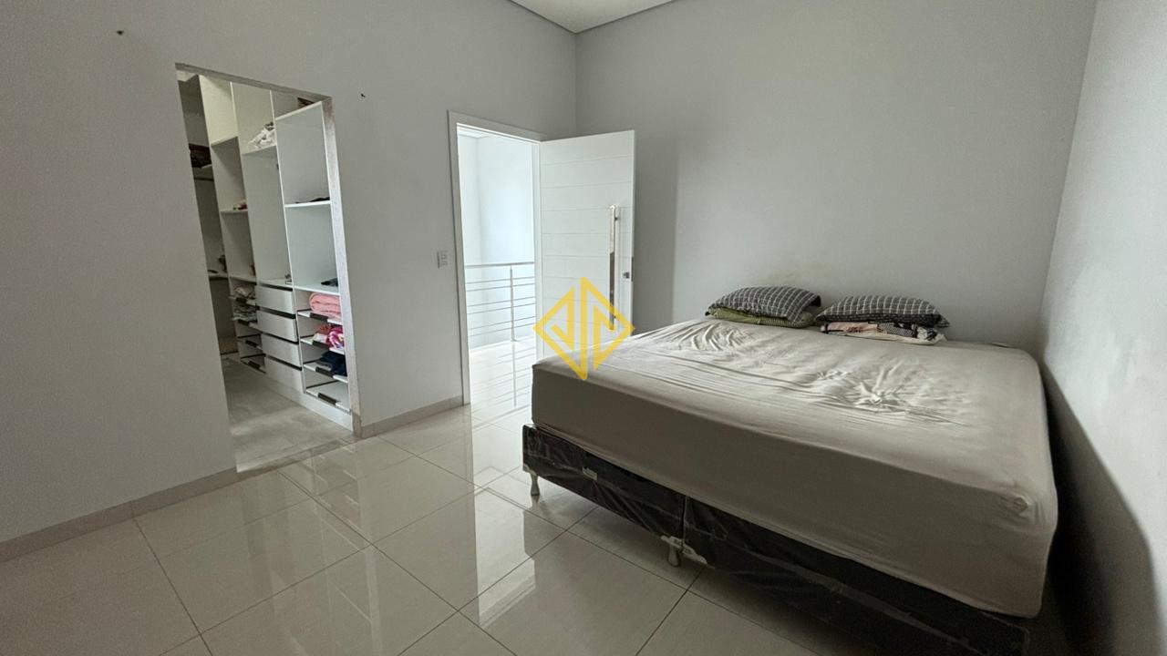 Sobrado à venda no Condomínio São Paulo: 