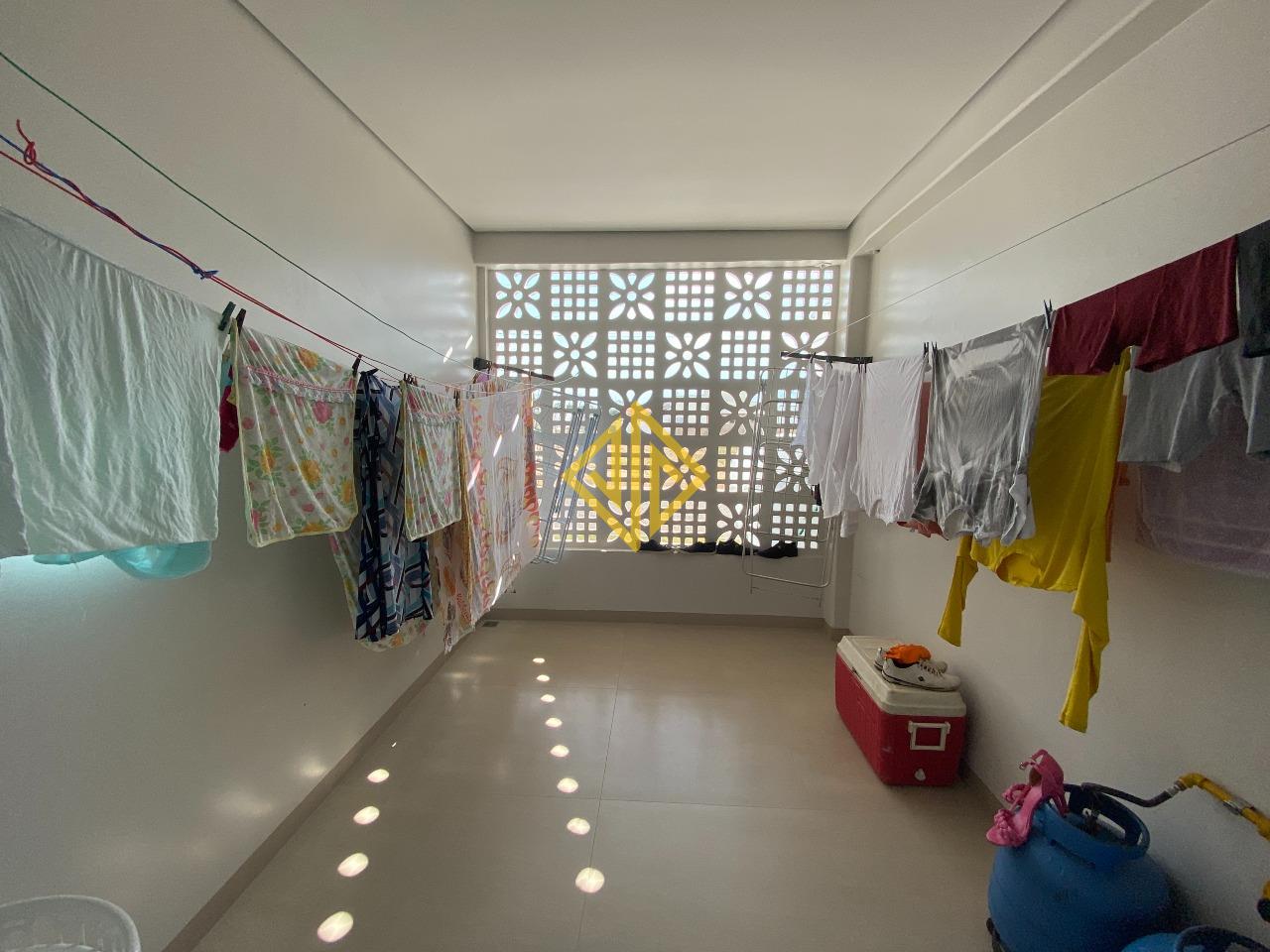 Sobrado à venda no Condomínio São Paulo: 