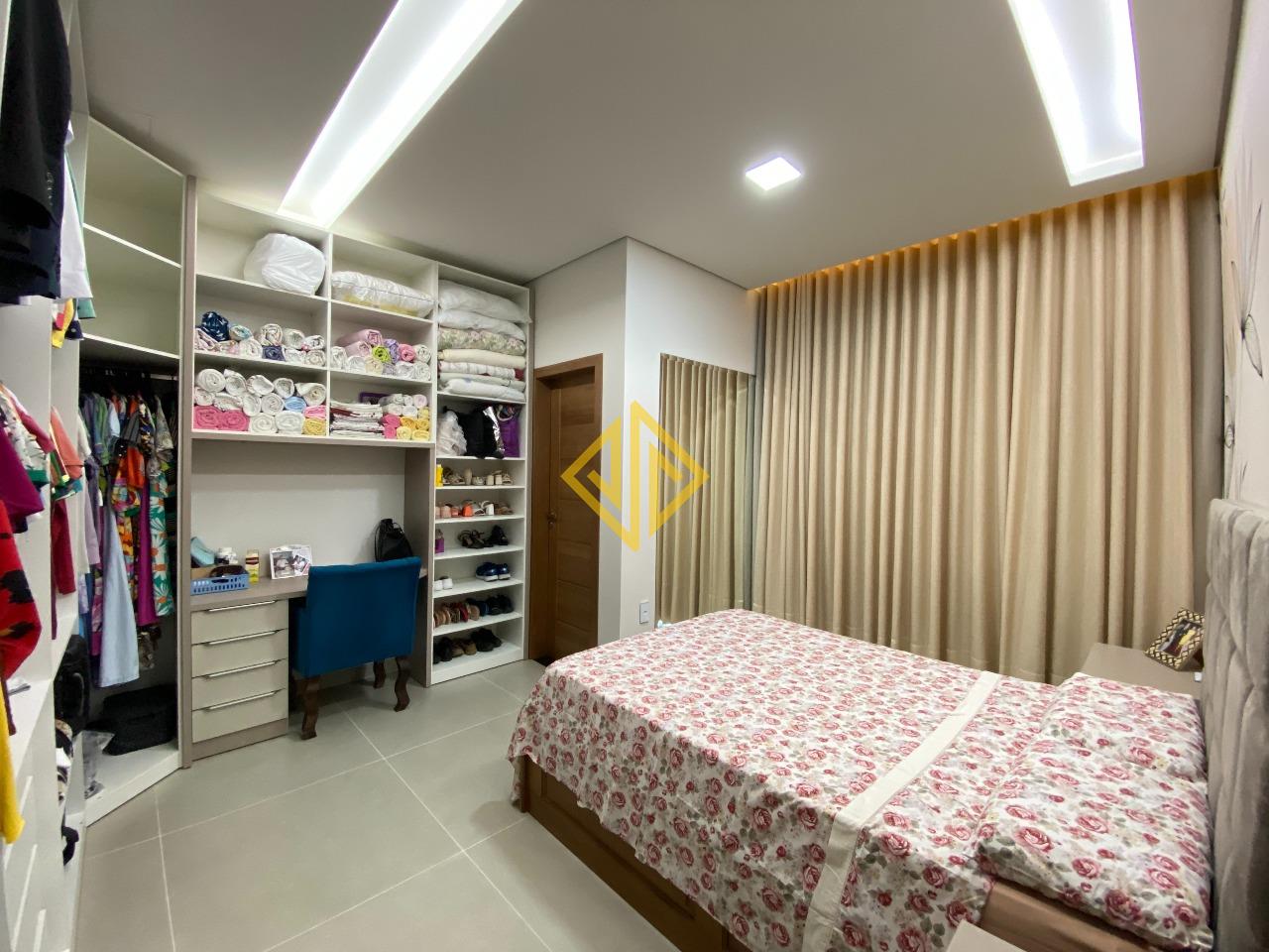 Sobrado à venda no Condomínio São Paulo: 