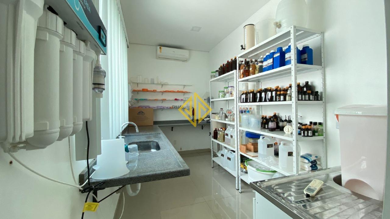 Galpão para aluguel no Grandes Áreas: 