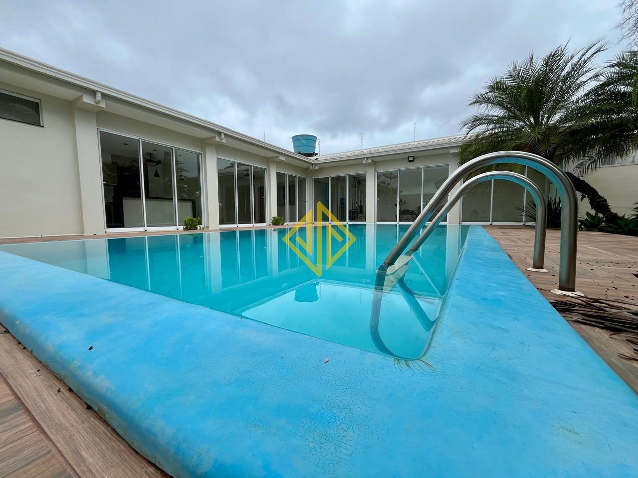 Sobrado à venda no Setor 03: