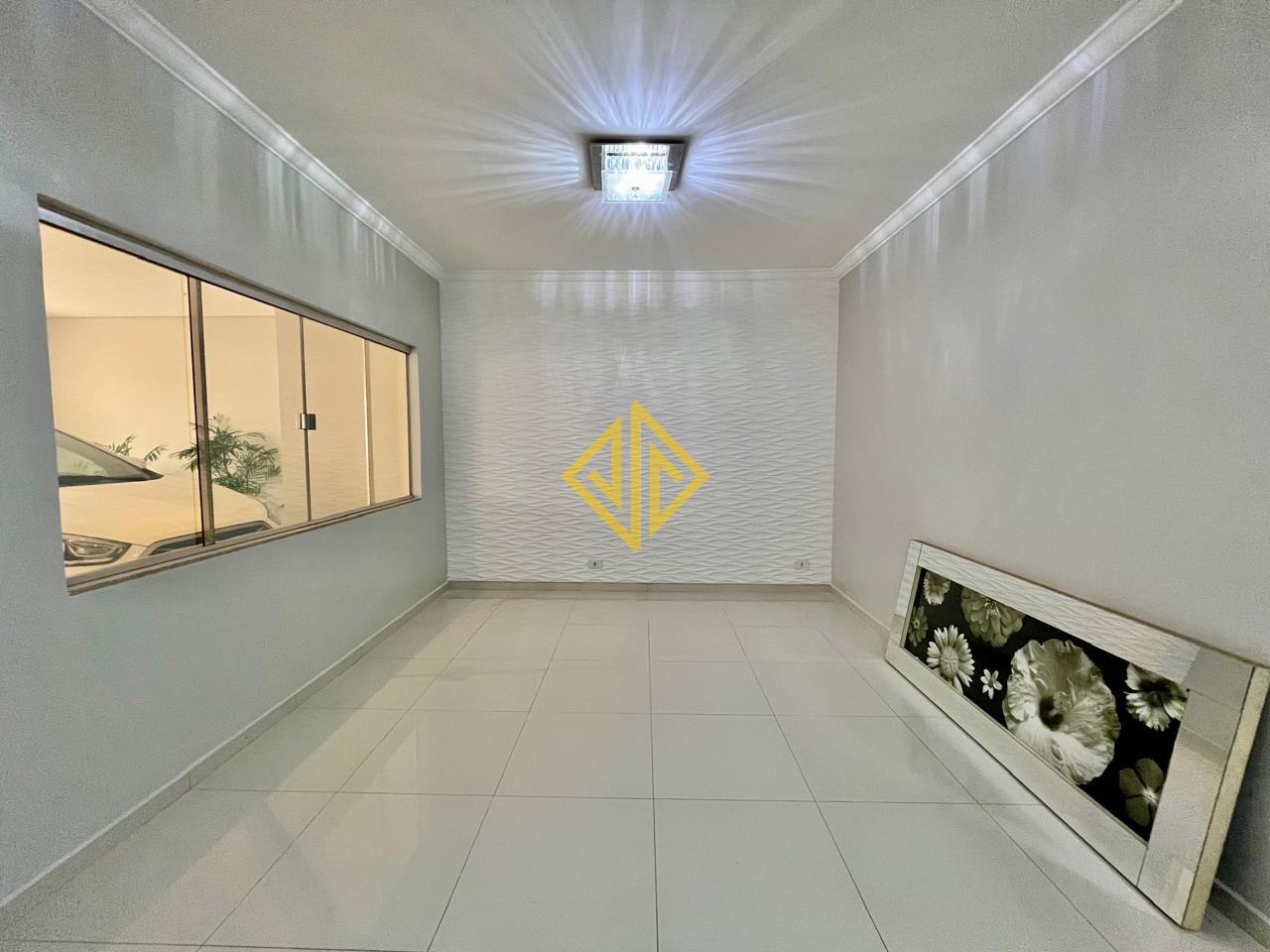 Sobrado à venda no Setor 03: 