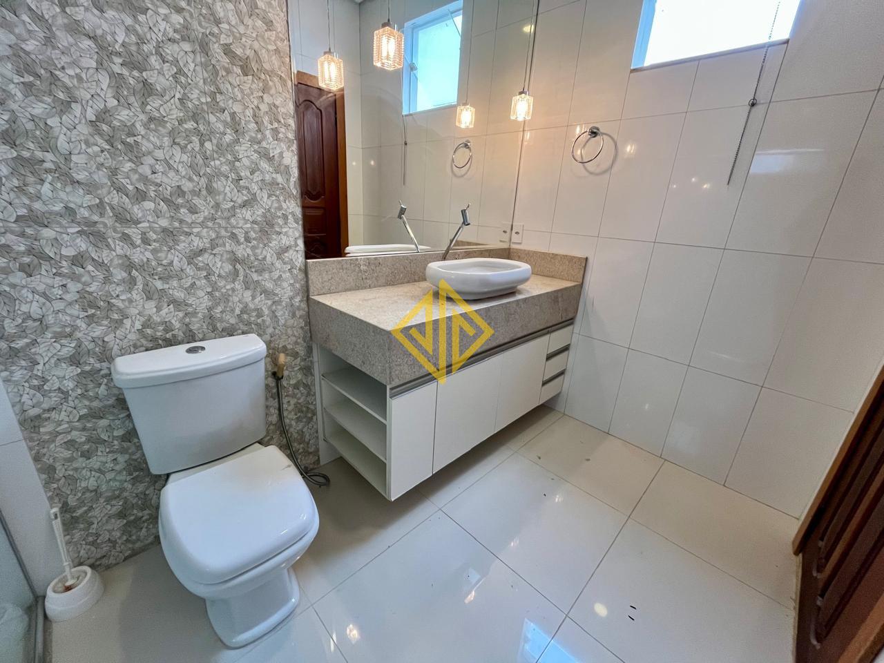 Sobrado à venda no Setor 03: