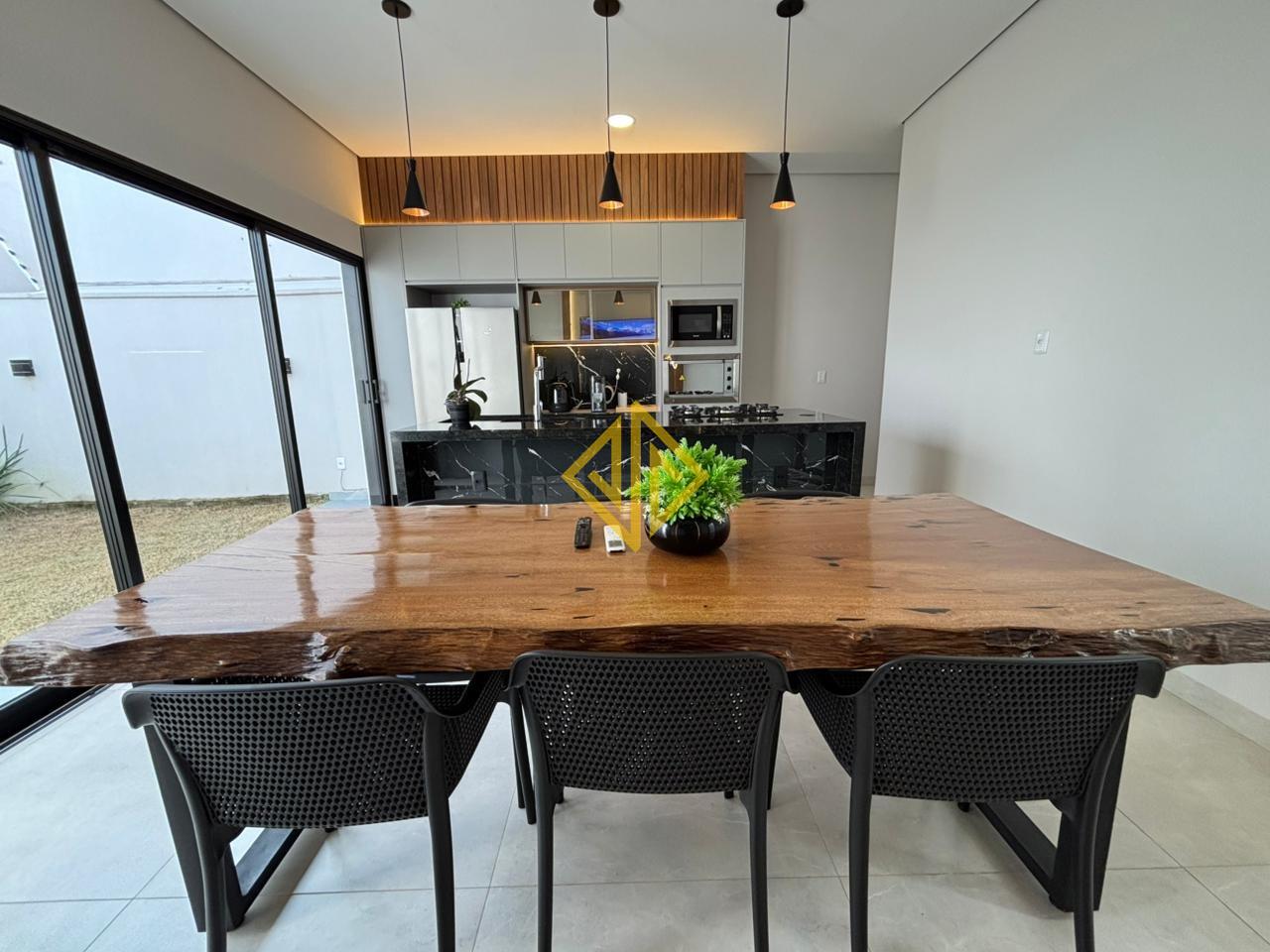 Casa à venda no Jardim Paraná: