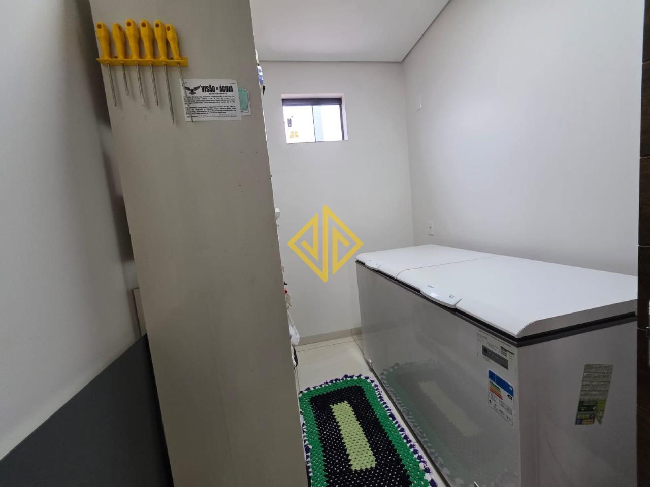 Sobrado à venda no Setor 06: