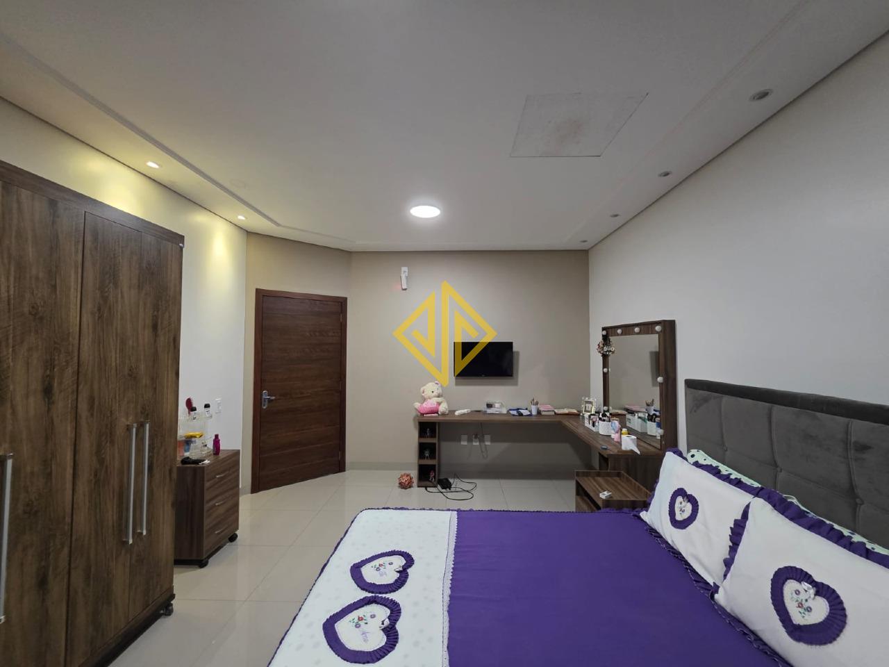 Sobrado à venda no Setor 06: