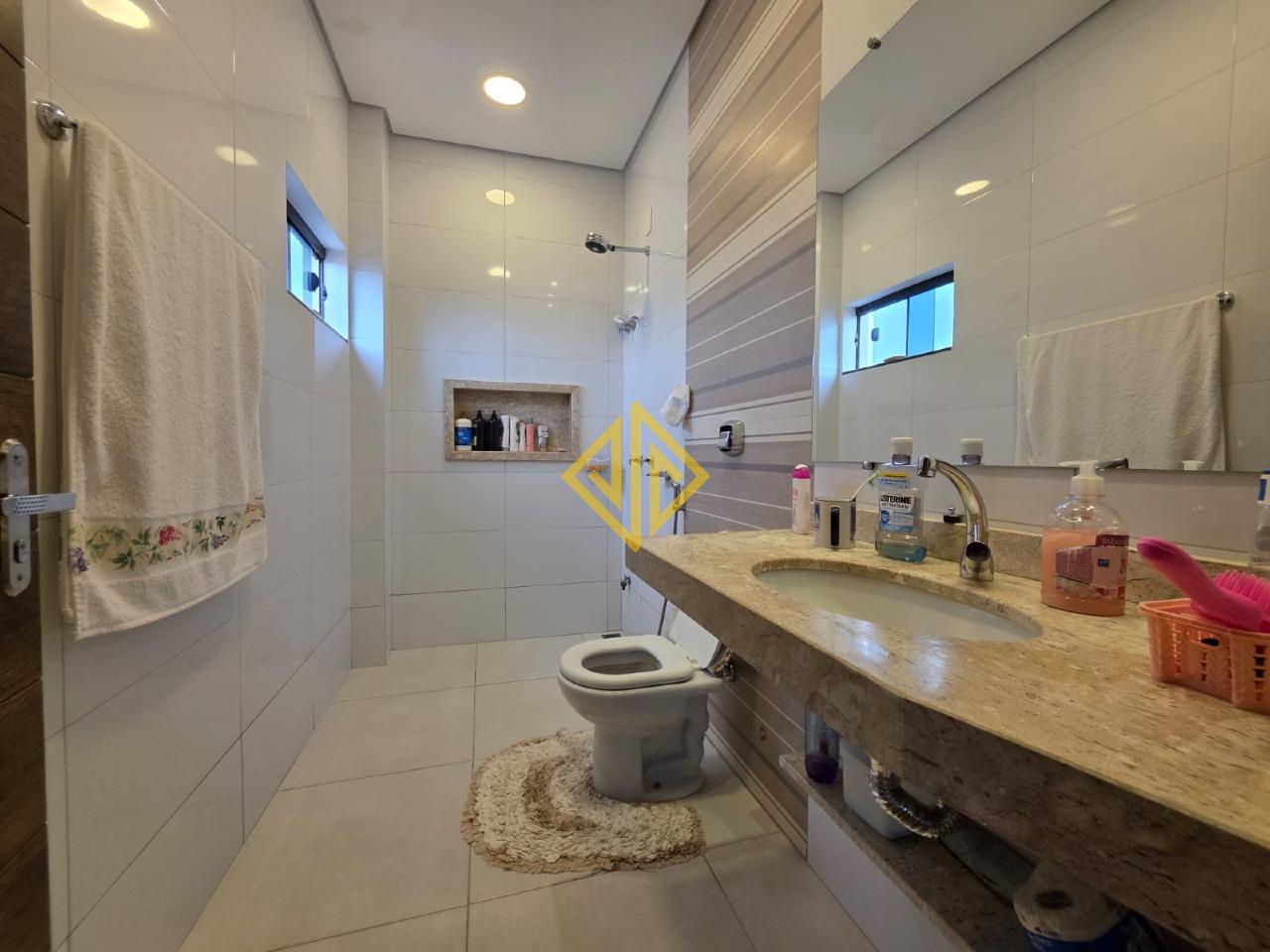 Sobrado à venda no Setor 06: