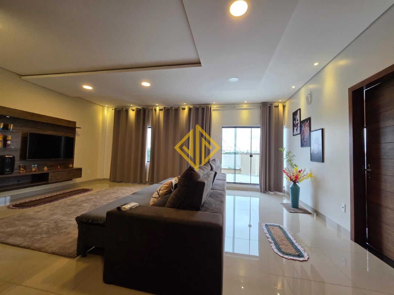 Sobrado à venda no Setor 06: 