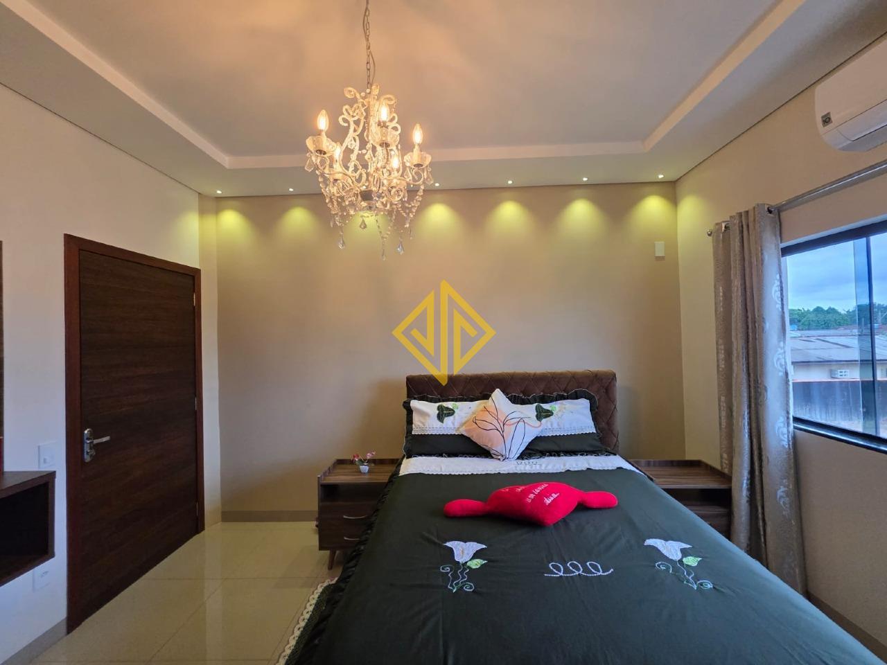 Sobrado à venda no Setor 06: 