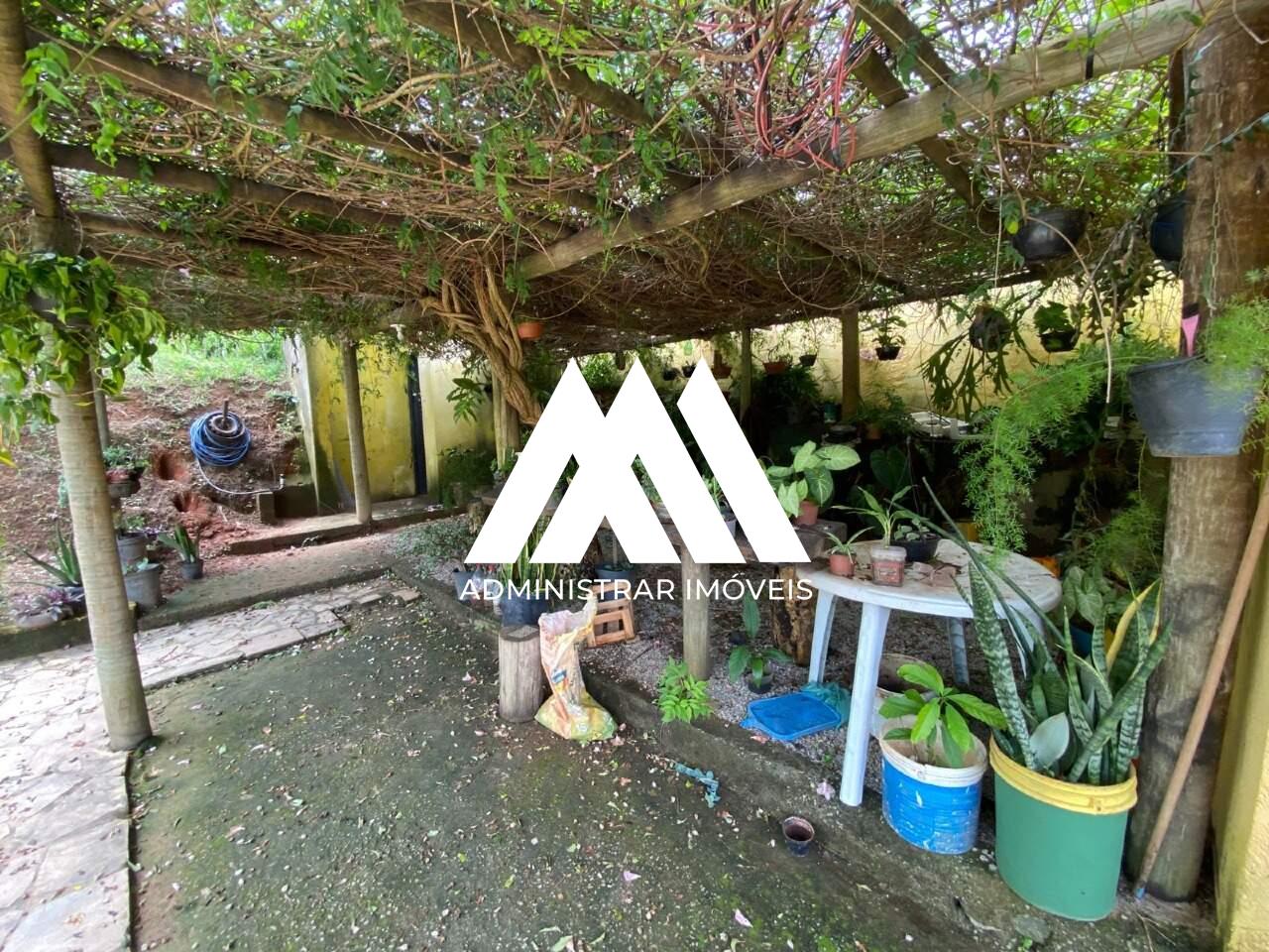 Chácara Rural com construção à venda no Pedras: 