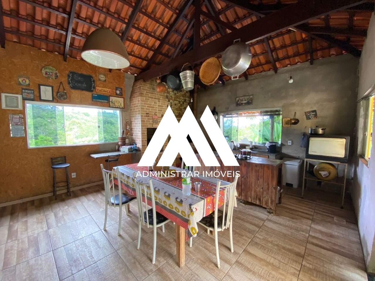 Chácara Rural com construção à venda no Pedras: 