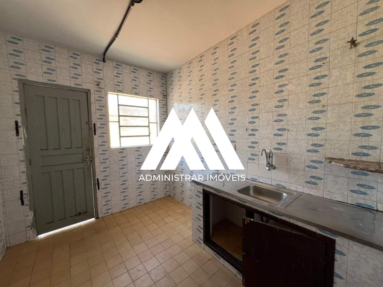 Casa para aluguel no Universitário: 