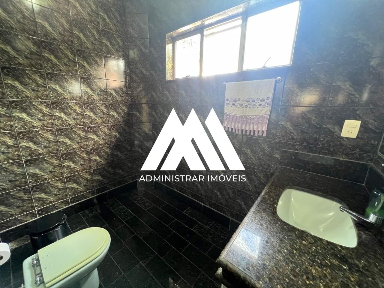 Casa à venda no Centro: 