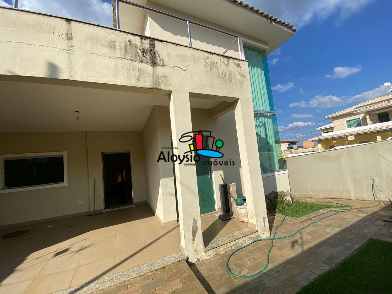 Casa com 3 dormitórios, 218 m² - venda por R$ 690.000,00 ou