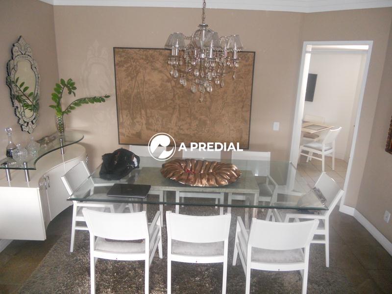 Apartamento para aluguel no Meireles: