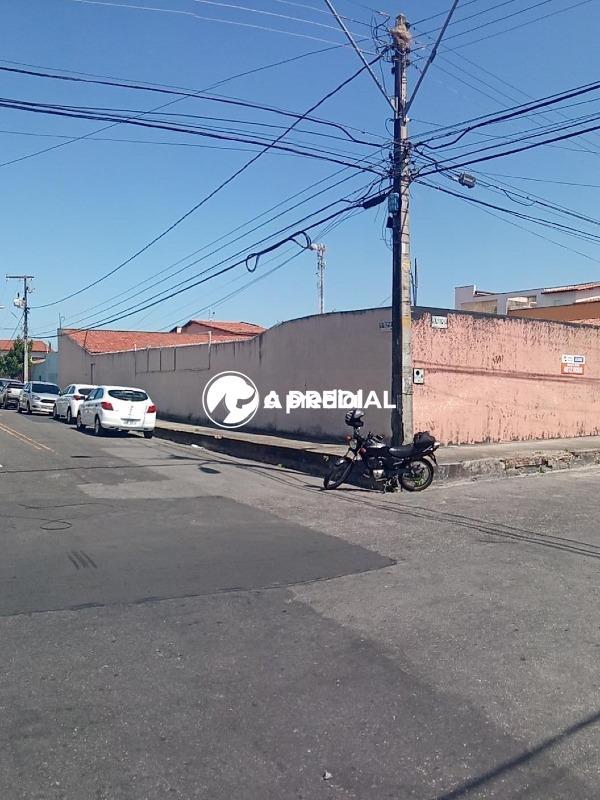 Casa para aluguel no Cidade dos Funcionários: