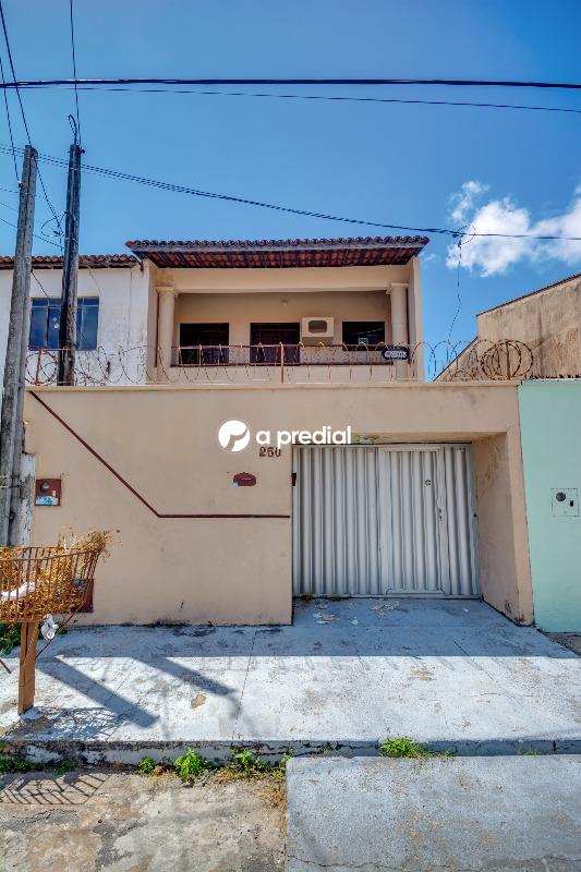 Casa para aluguel no Cidade dos Funcionários: