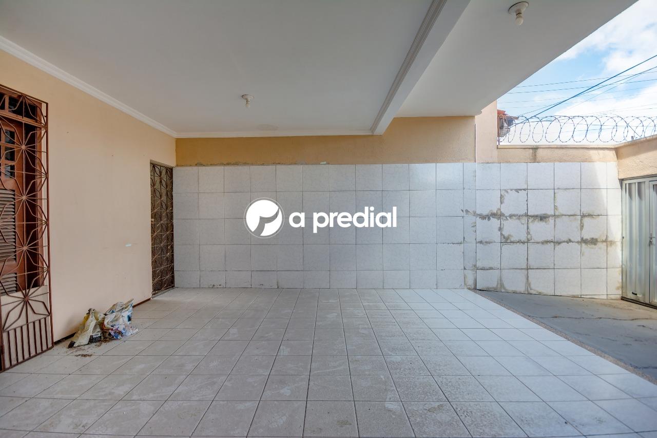 Casa para aluguel no Cidade dos Funcionários:
