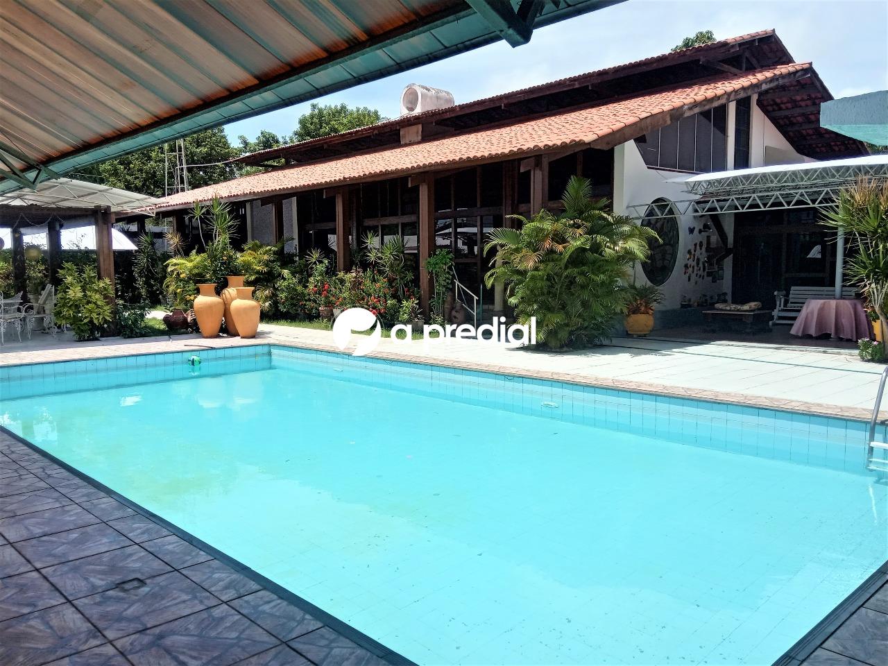 Casa para aluguel no Edson Queiroz: