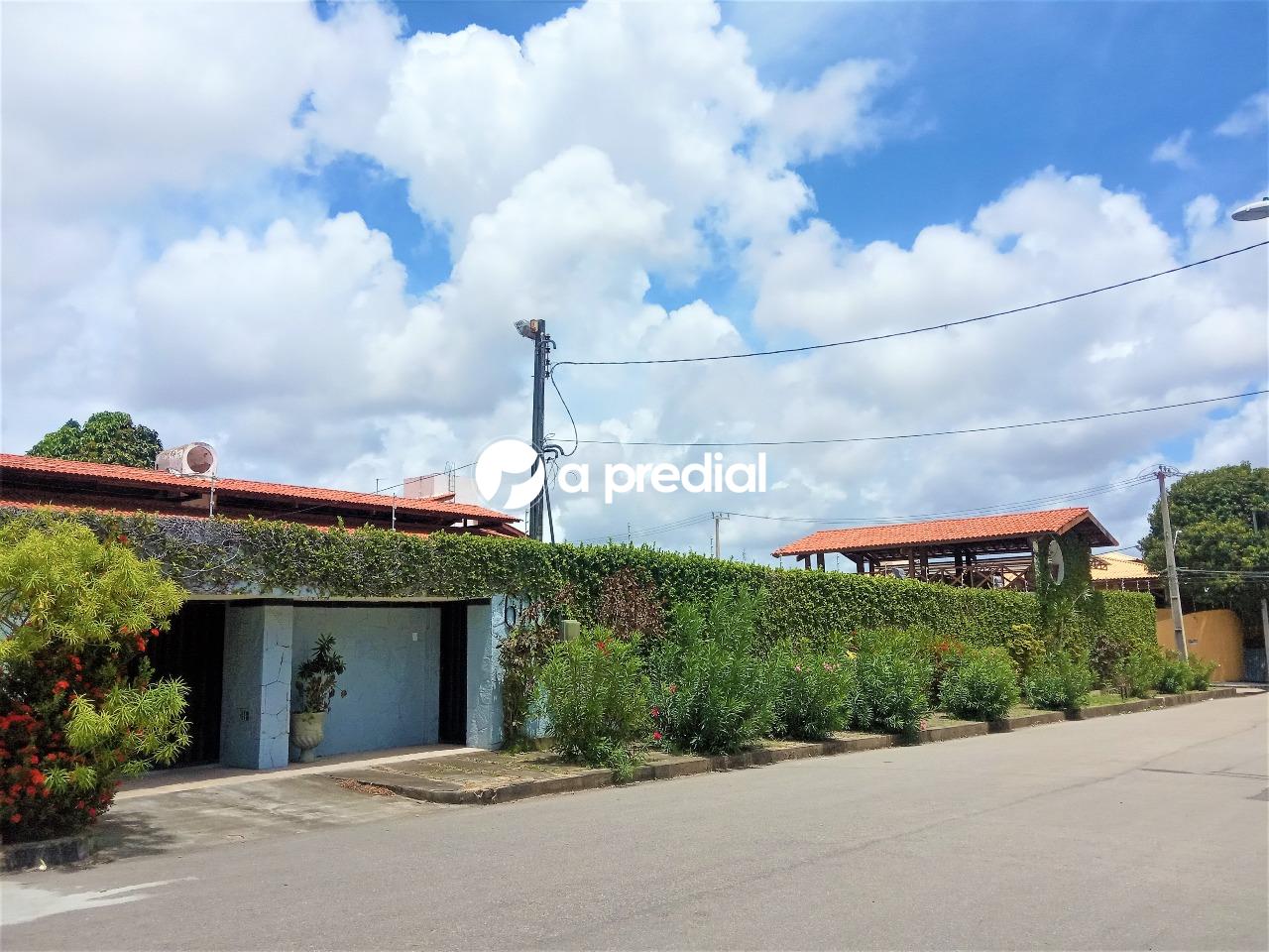 Casa para aluguel no Edson Queiroz: