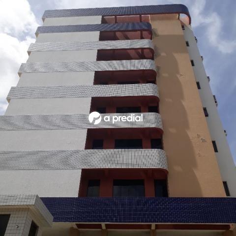 Apartamento à venda no Cambeba:
