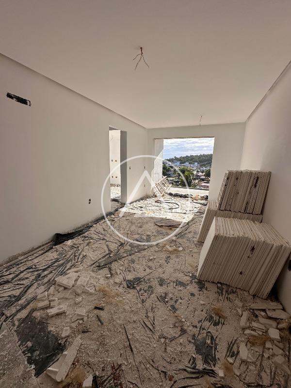 Apartamento à venda no Costazul: 