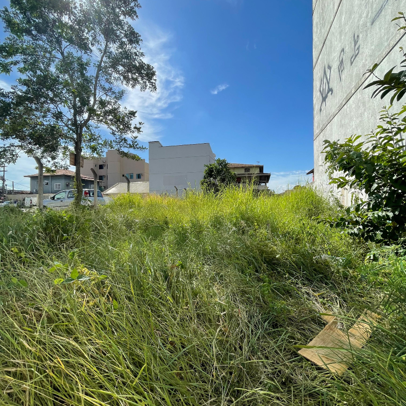 Terreno à venda no Riviera Fluminense: 