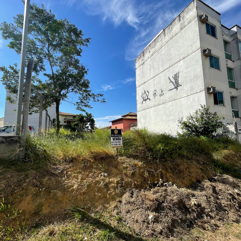 Terreno à venda no Riviera Fluminense: 