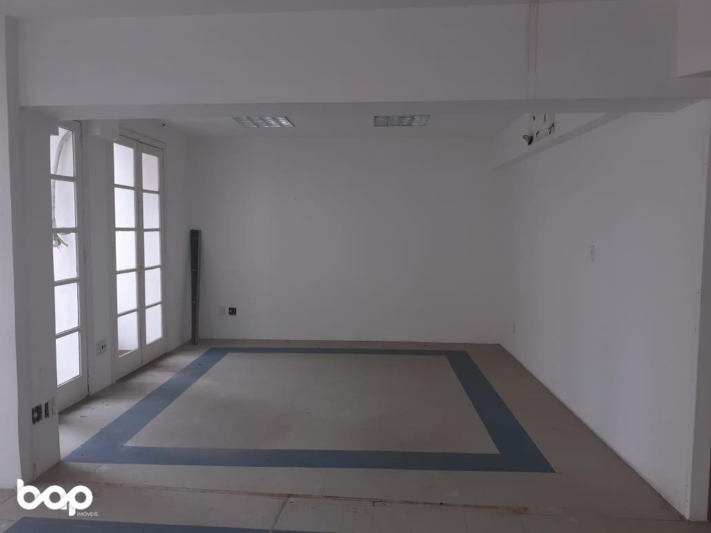 Andar corrido- para aluguel- Bairro Centro- R$120,00-: 