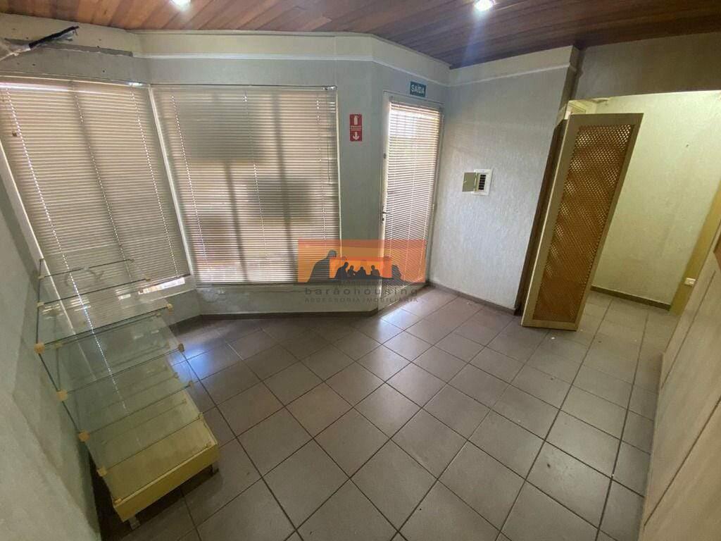 Sala à venda no Vila Santa Isabel: 