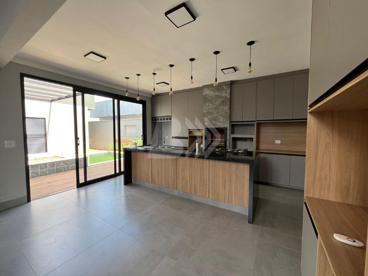 Casa de Condomínio para aluguel no Campestre: 