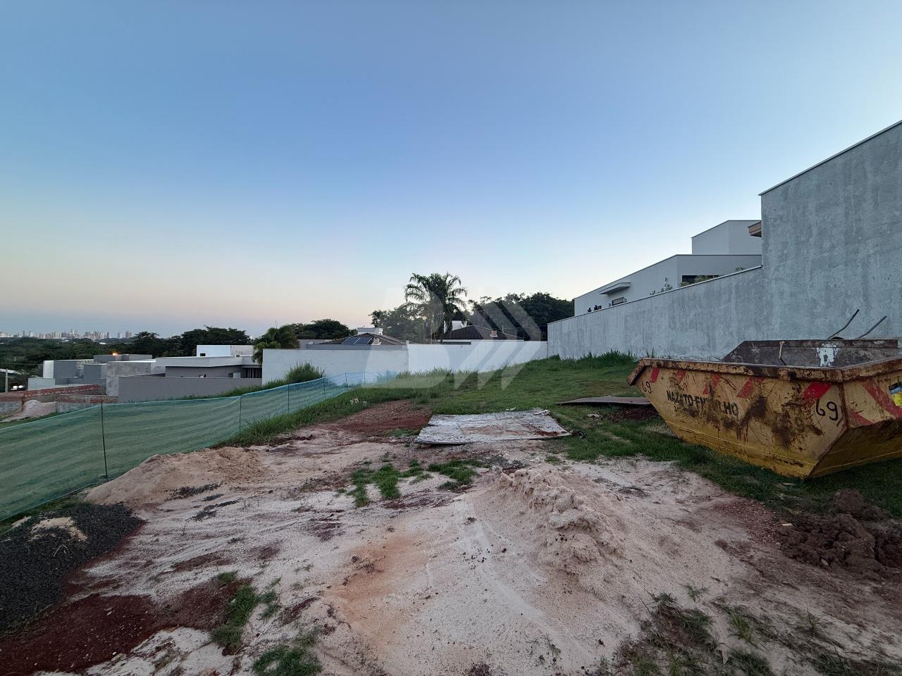 Terreno em Condomínio à venda no Ondas: 