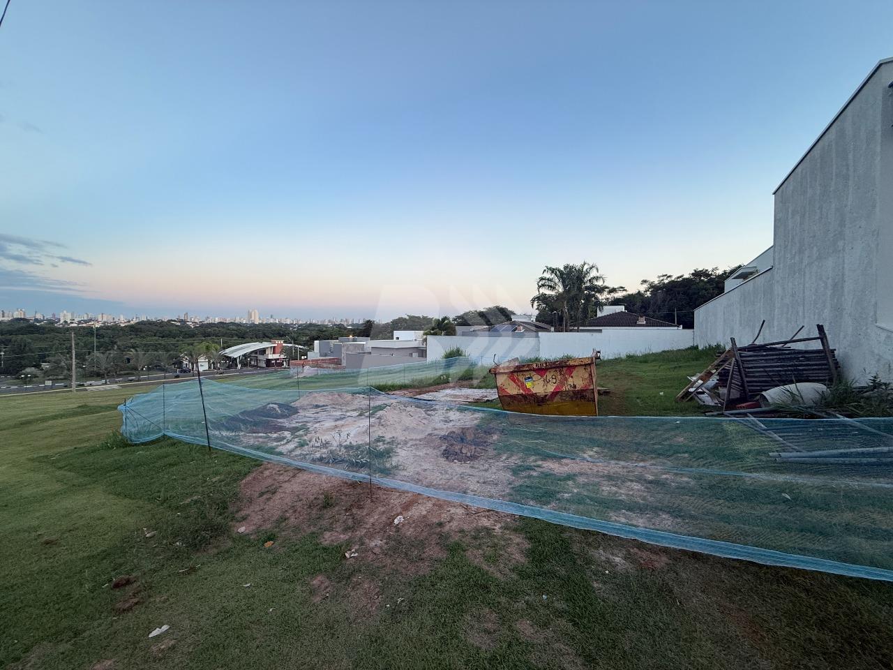 Terreno em Condomínio à venda no Ondas: 