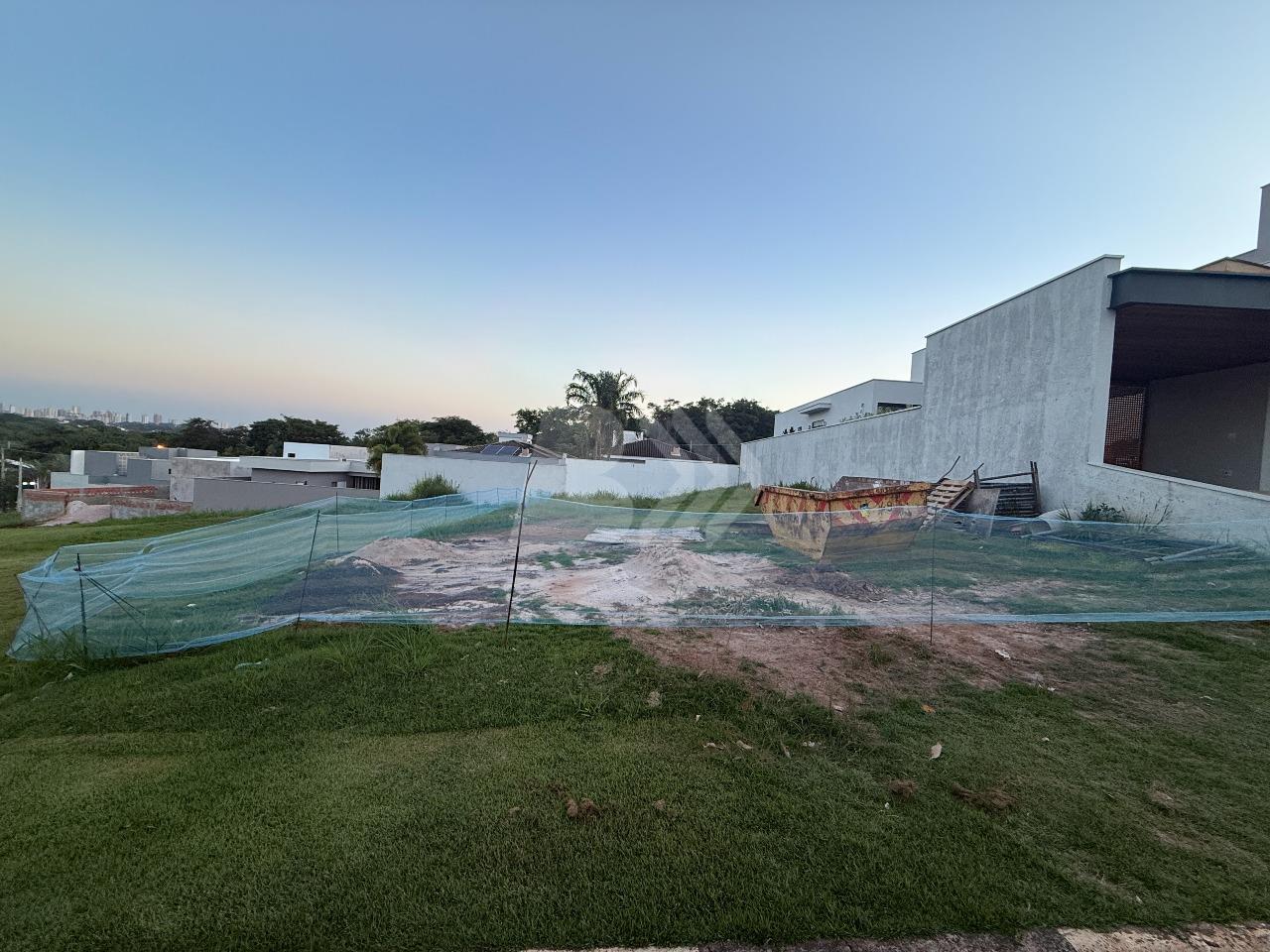 Terreno em Condomínio à venda no Ondas: 