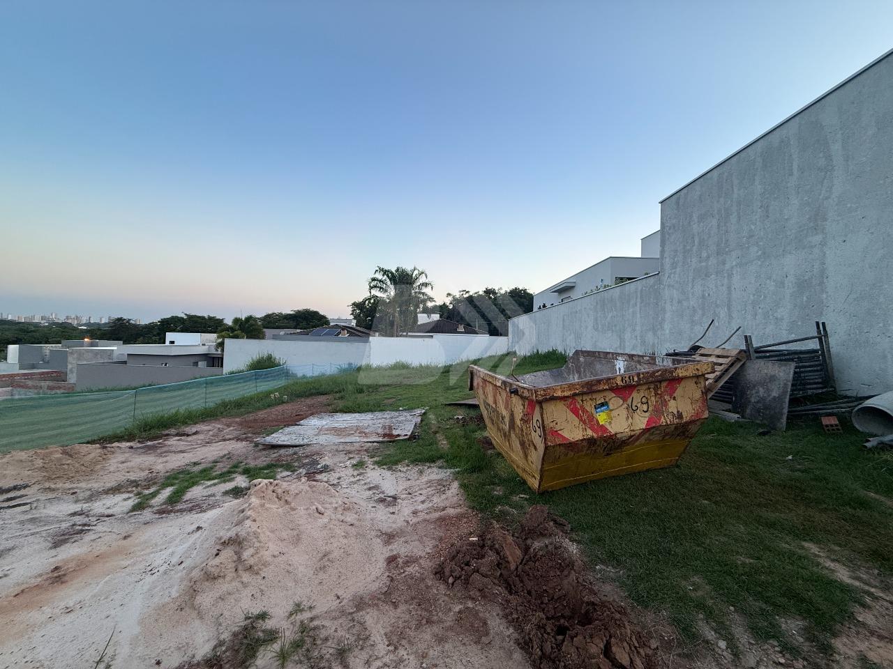 Terreno em Condomínio à venda no Ondas: 