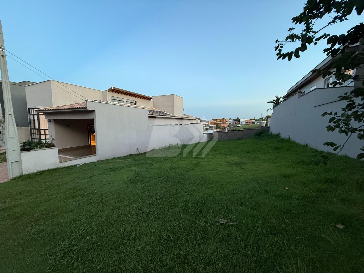 Terreno em Condomínio à venda no Ondas: 