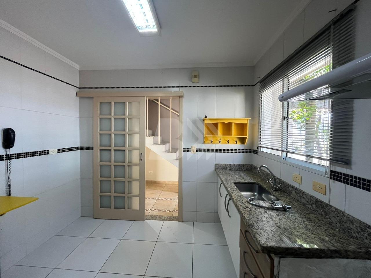 Casa de Condomínio para aluguel no Campestre: 