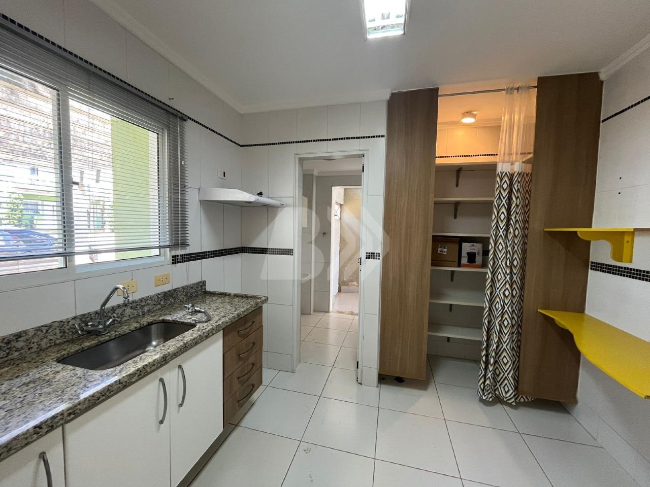 Casa de Condomínio para aluguel no Campestre: 