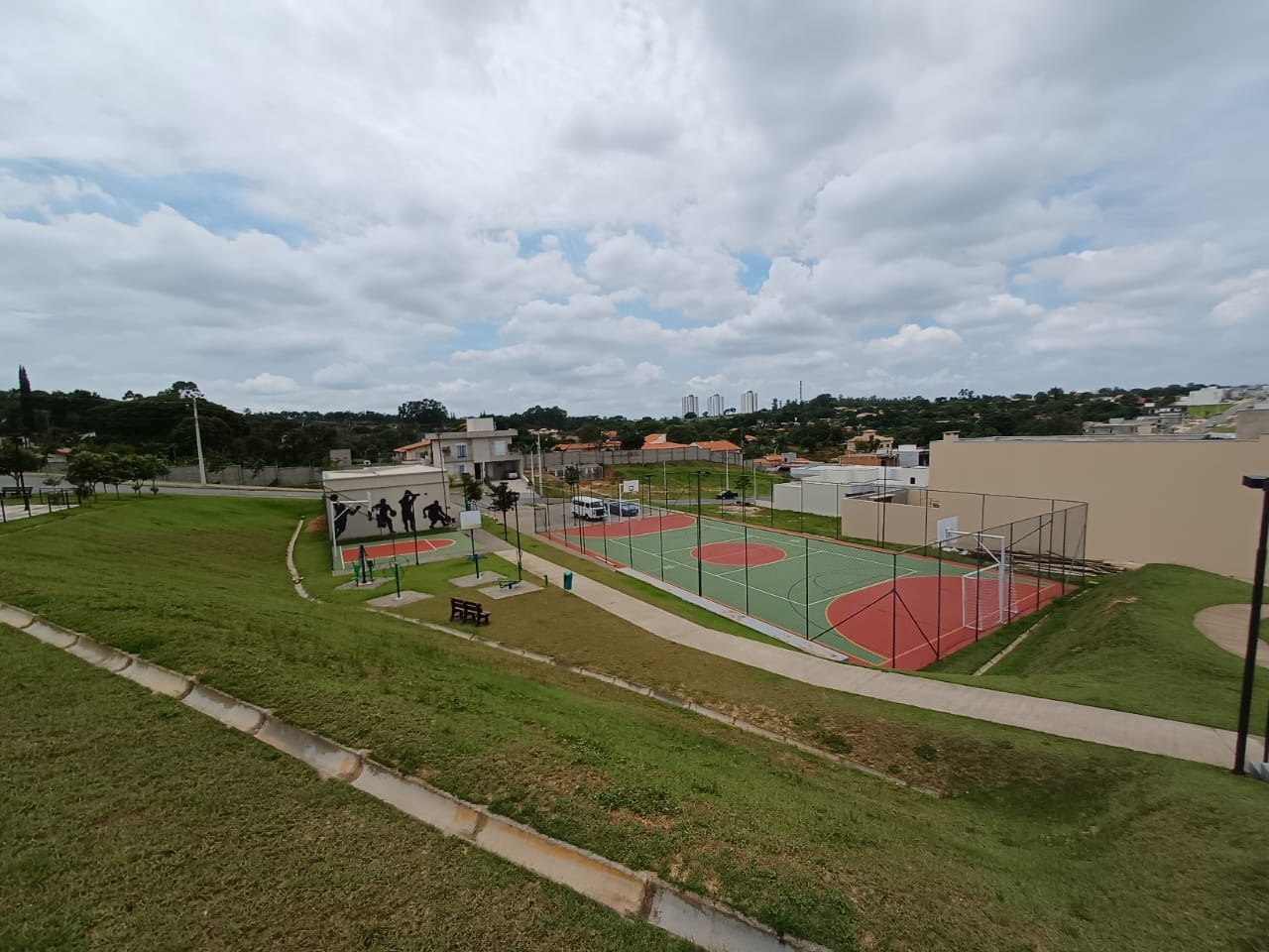 Terreno à venda no bairro RESIDENCIAL MILANOIndaiatuba: 