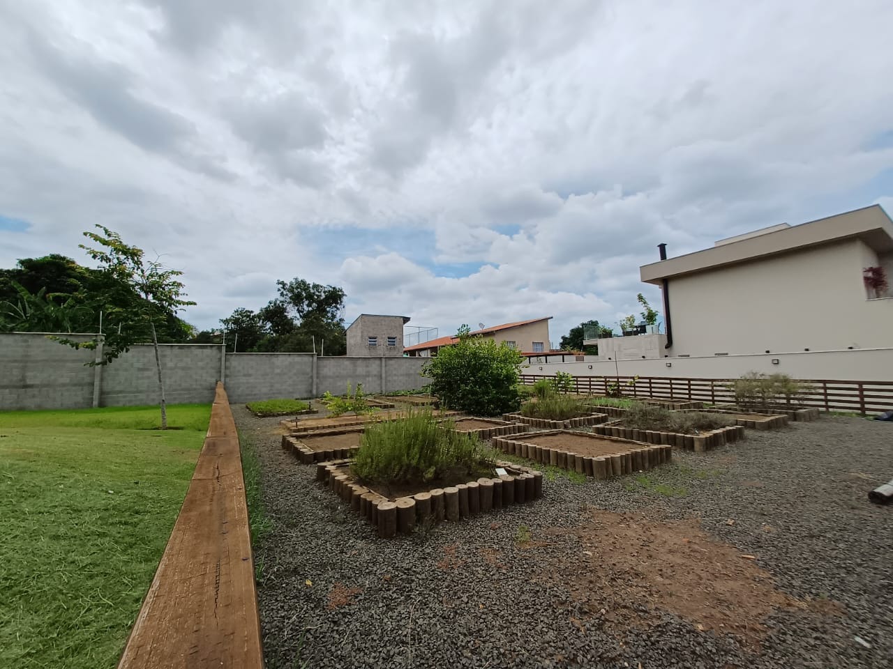 Terreno à venda no bairro RESIDENCIAL MILANOIndaiatuba: 