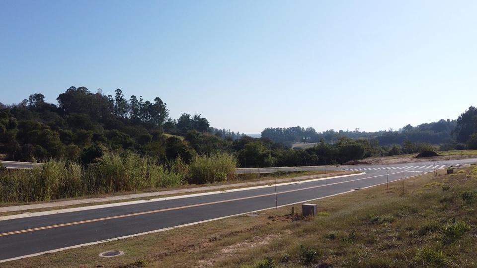 Terreno à venda no bairro Parque Villa dos PinheirosIndaiatuba: 